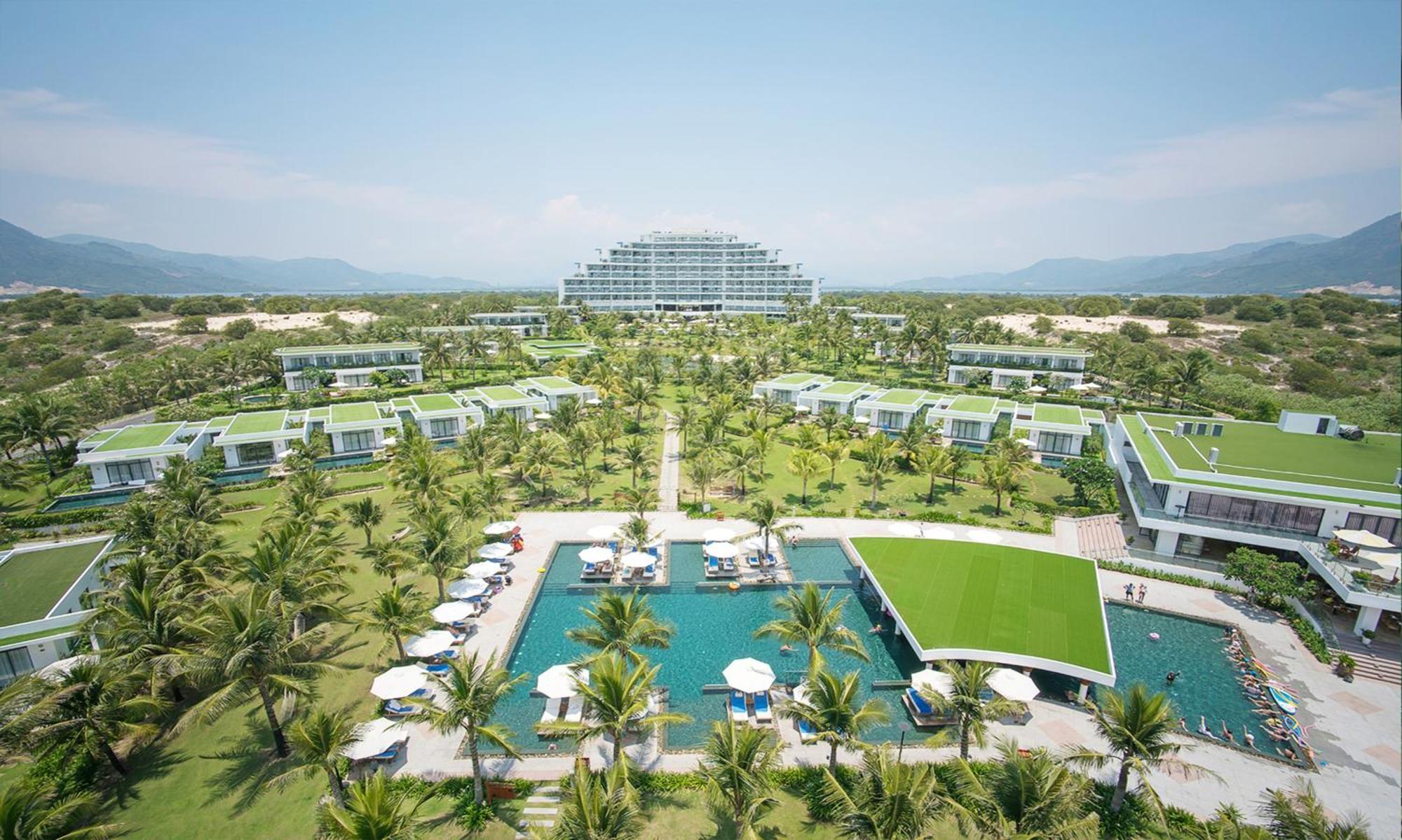 Cam Ranh Riviera Beach Resort & Spa Cam Lam Exterior photo