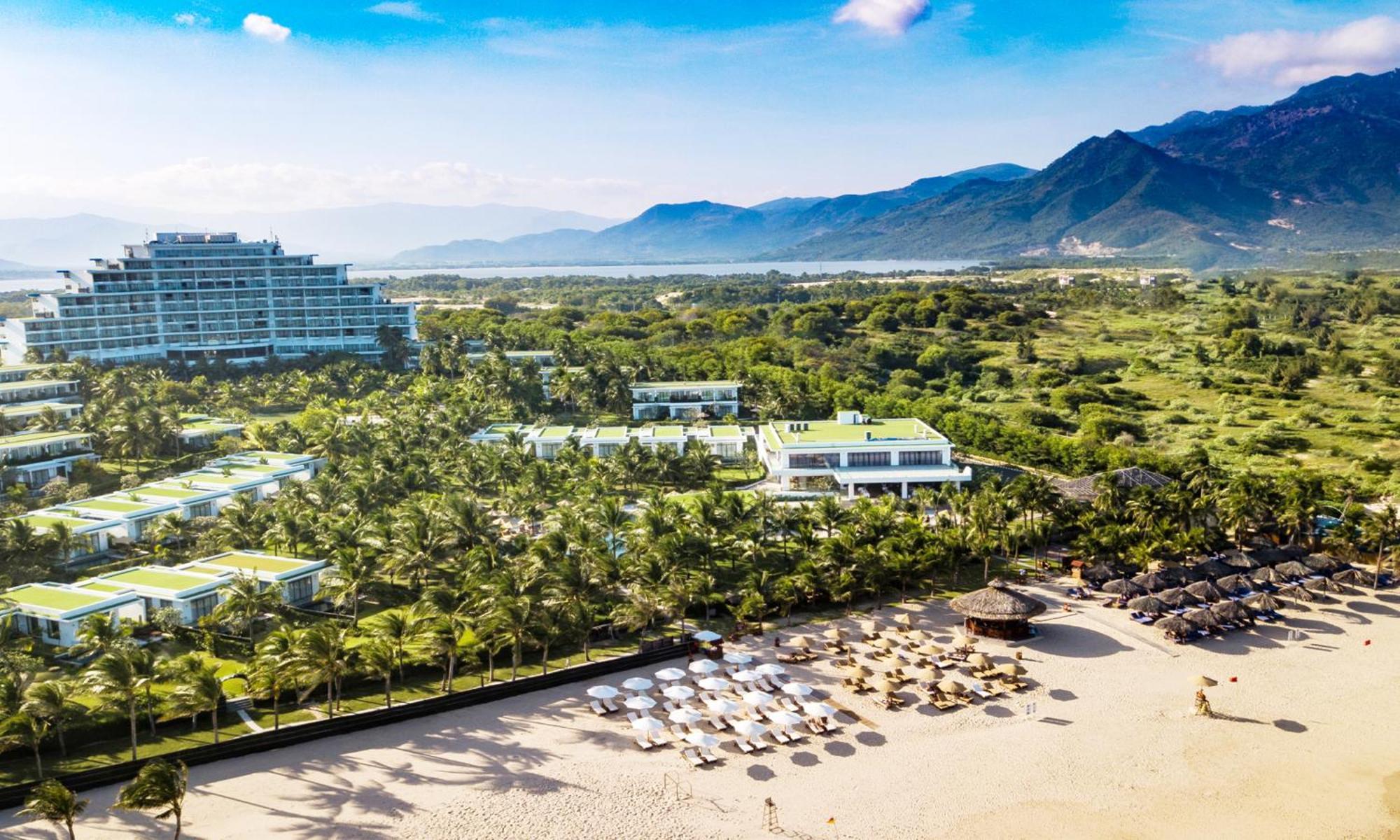 Cam Ranh Riviera Beach Resort & Spa Cam Lam Exterior photo